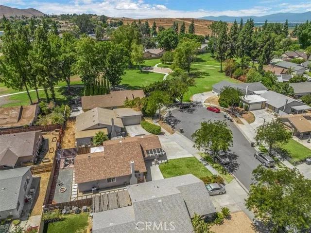 10140 Jamaica Circle, Riverside Ca 92503 | Detached 32