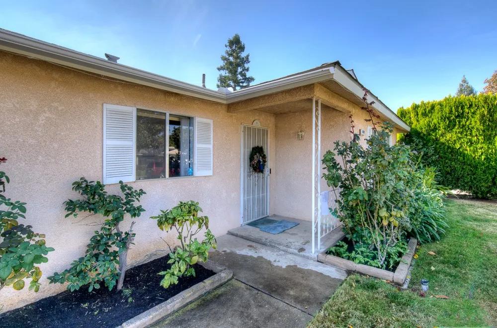 1417 W Minarets Avenue, Fresno Ca 93711 | Detached 7