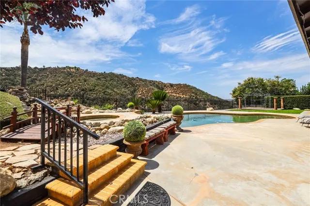 36999 Oak View Road, Yucaipa Ca 92399 | Detached 46