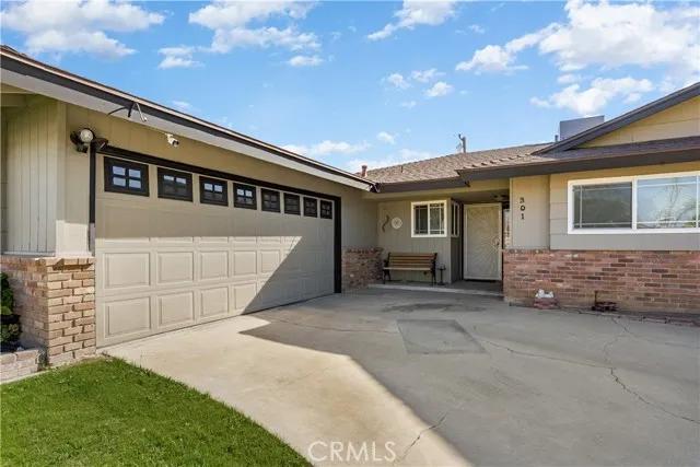 301 Borman Avenue, Bakersfield Ca 93308 | Detached 4