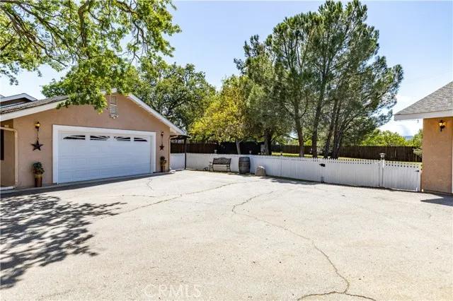 55 La Vista Way, Paso Robles Ca 93446 | Detached 25