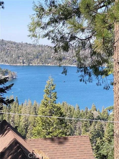 534 Dover Court, Lake Arrowhead Ca 92352 | Detached 26