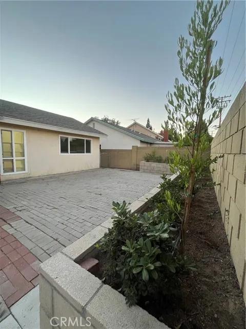 18422 De Bie Avenue, Cerritos Ca 90703 | Detached 20