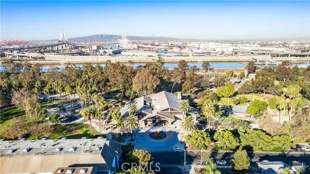 743 N Del Rey Court, Long Beach Ca 90813 | Detached 46