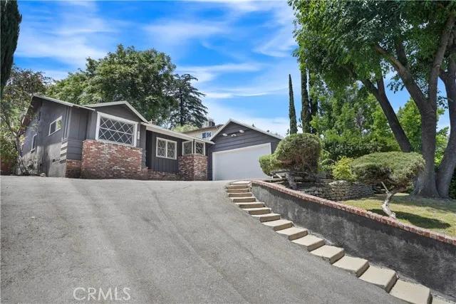 5259 San Feliciano Drive, Woodland Hills Ca 91364 | Detached 1