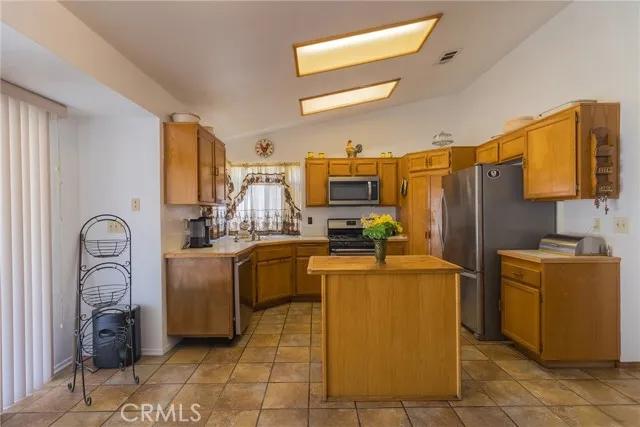 14251 La Mirada Street, Victorville Ca 92392 | All Other Attached 6