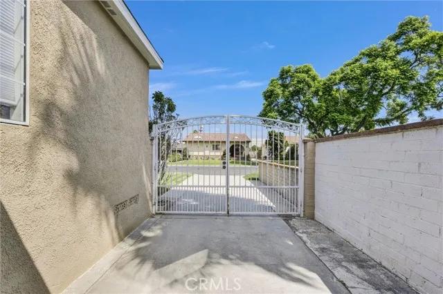 8224 Arnett Street, Downey Ca 90241 | Detached 24