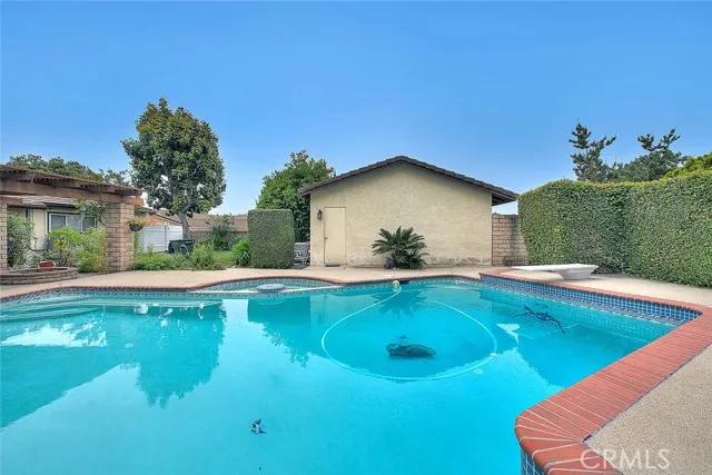 2147 N San Antonio Avenue, Upland Ca 91784 | Detached 55