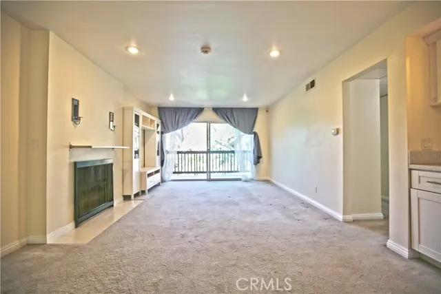 1209 Raintree Circle, Culver City Ca 90230 | Detached 4