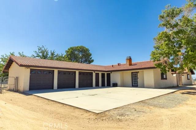 22377 Viento Rd Road, Apple Valley Ca 92308 | Detached 0