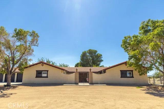 22377 Viento Rd Road, Apple Valley Ca 92308 | Detached 1