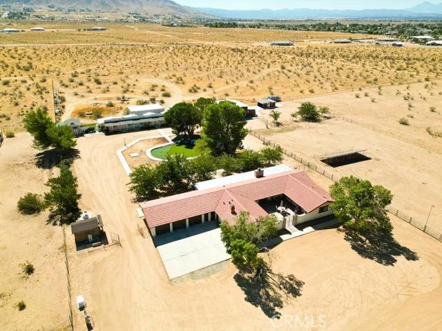 22377 Viento Rd Road, Apple Valley Ca 92308 | Detached 2