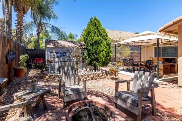 1857 Creekside Drive, Hemet Ca 92545 | Detached 34