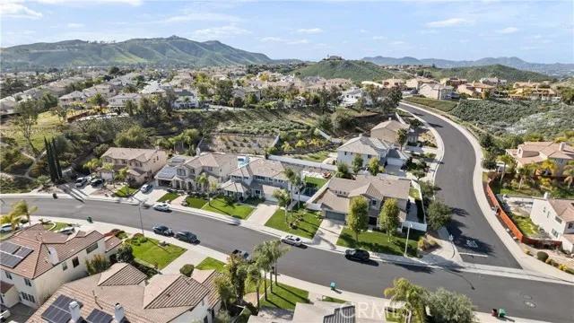 17097 Hidden Trails Lane, Riverside CA 92503 | Detached 72