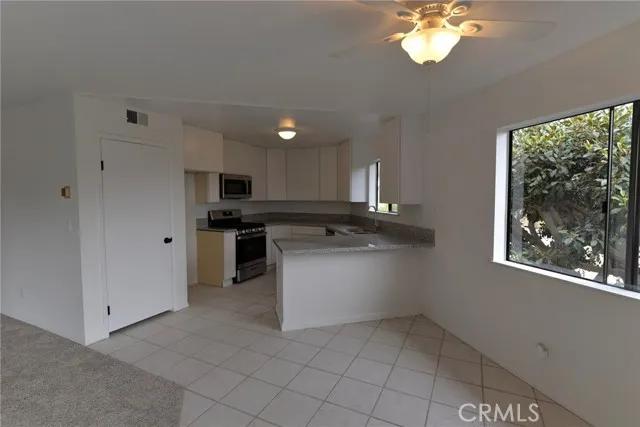 103 El Oriente # 4, San Clemente Ca 92672 | Apartment 0