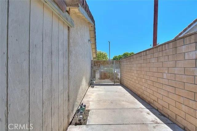 2325 N Milor Avenue, Rialto Ca 92377 | Detached 35