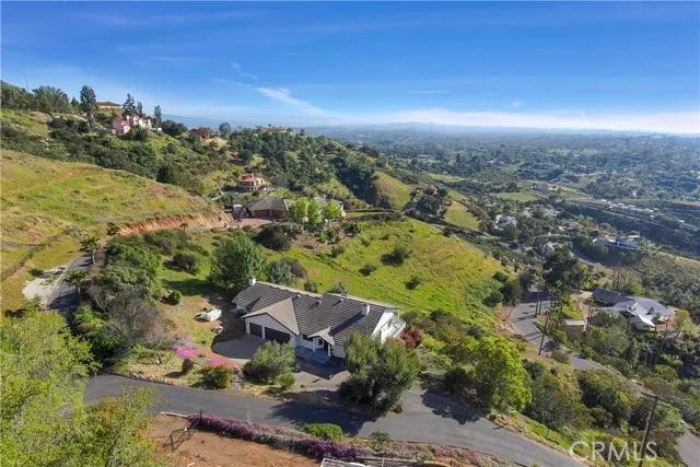 3315 Red Mountain Heights Drive, Fallbrook CA 92028 | Detached 42