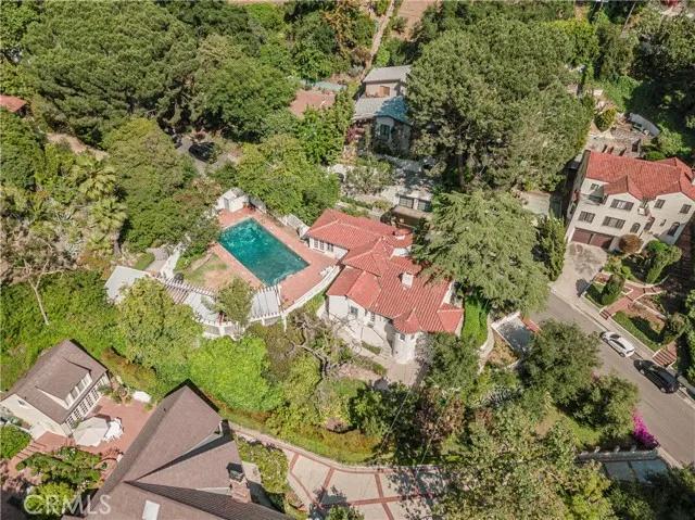 3015 N Beachwood Drive, Los Angeles Ca 90068 | Detached 32