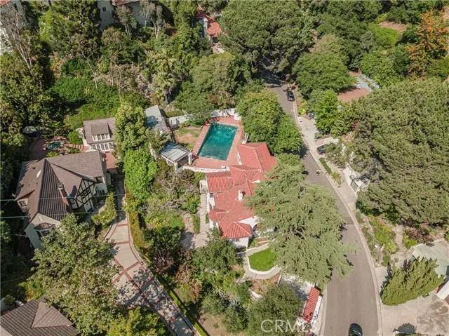 3015 N Beachwood Drive, Los Angeles Ca 90068 | Detached 34