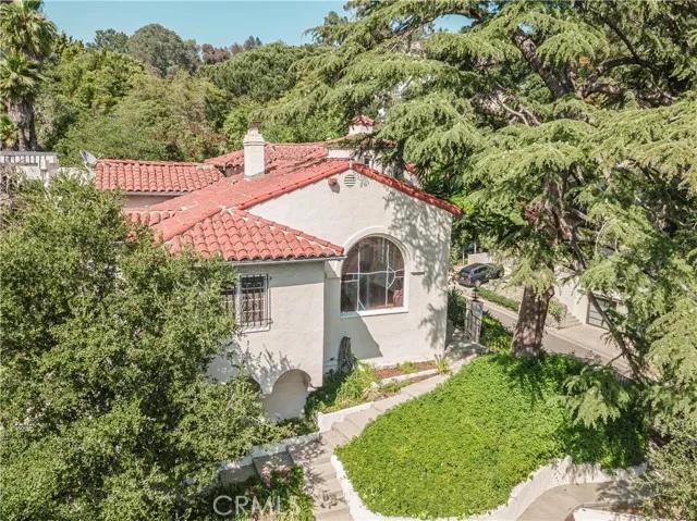 3015 N Beachwood Drive, Los Angeles Ca 90068 | Detached 42