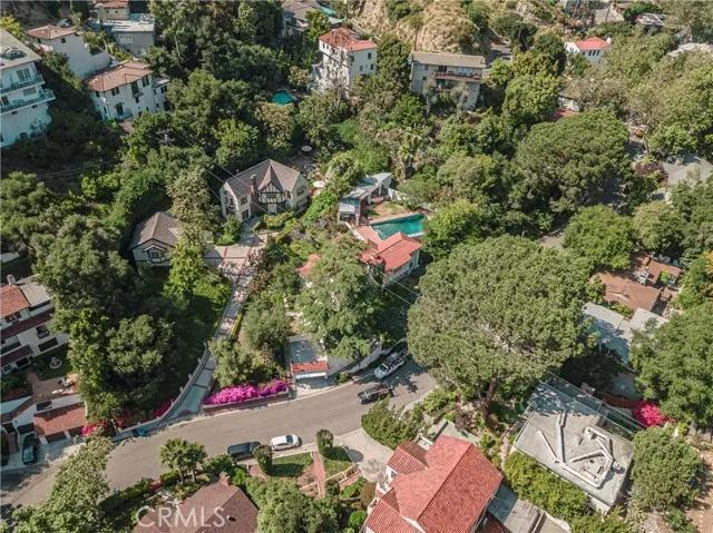 3015 N Beachwood Drive, Los Angeles Ca 90068 | Detached 36