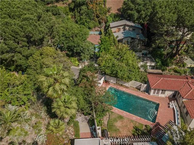 3015 N Beachwood Drive, Los Angeles Ca 90068 | Detached 26