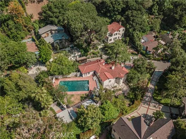 3015 N Beachwood Drive, Los Angeles Ca 90068 | Detached 29