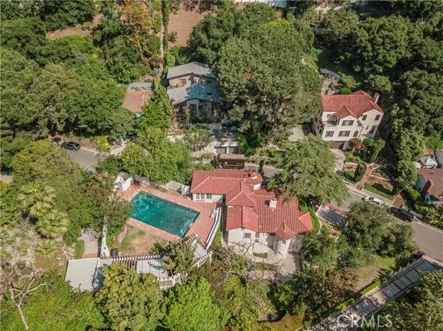 3015 N Beachwood Drive, Los Angeles Ca 90068 | Detached 31