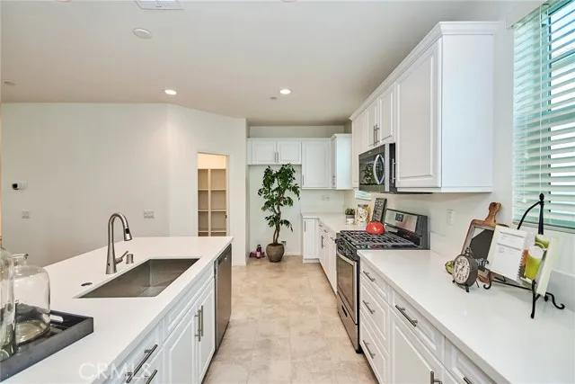 6932 Sagebrush Circle, Buena Park Ca 90621 | Detached 16