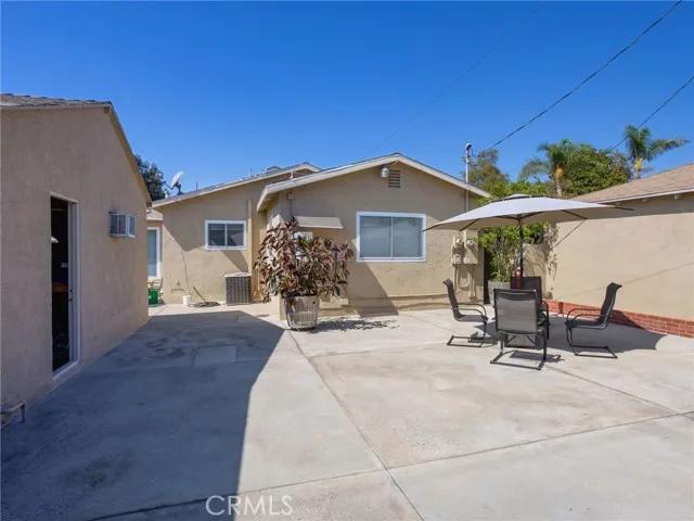 2224 N Valley Street, Burbank Ca 91505 | Detached 33