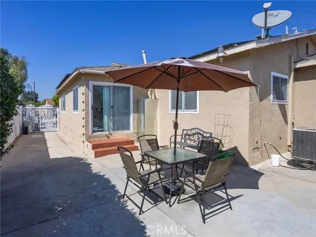 2224 N Valley Street, Burbank Ca 91505 | Detached 28