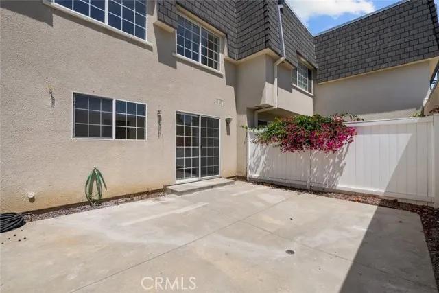 19234 Hamlin Street # 5, Reseda Ca 91335 | Townhouse 21