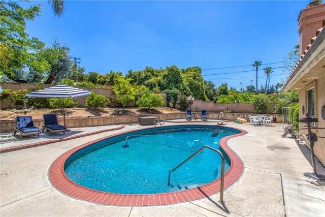 1641 Ford Street, Redlands Ca 92373 | Detached 32