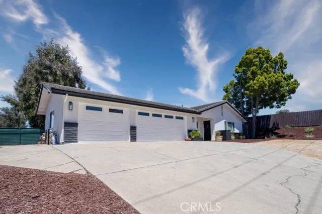 1050 W Tefft Street, Nipomo Ca 93444 | Detached 3