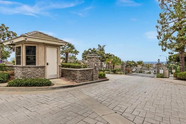 6832 Watercourse Drive, Carlsbad Ca 92011 | Detached 45