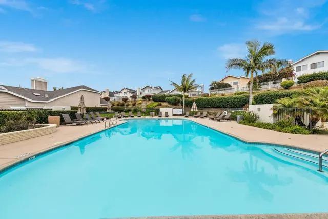 6832 Watercourse Drive, Carlsbad Ca 92011 | Detached 42