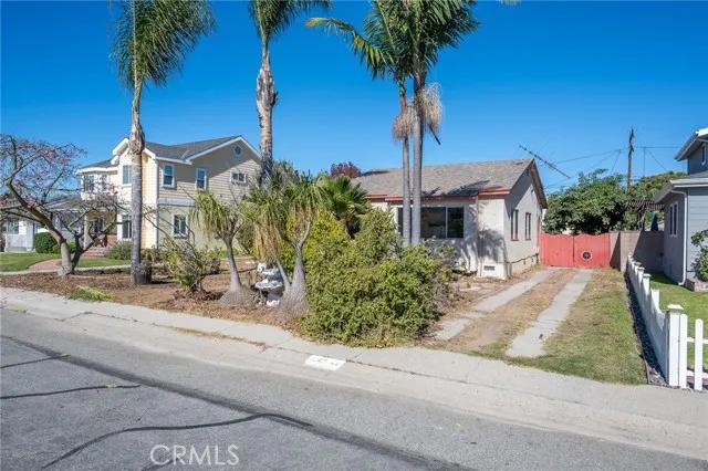 2411 Thomas Avenue, Redondo Beach Ca 90278 | Detached 1