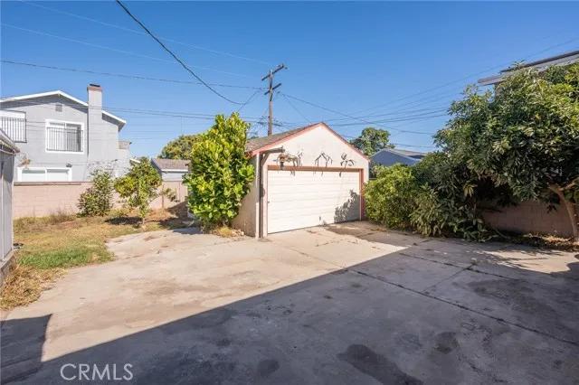 2411 Thomas Avenue, Redondo Beach Ca 90278 | Detached 13