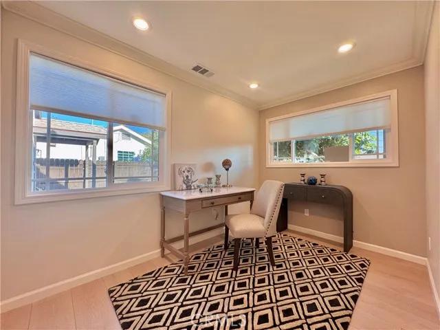 841 E Eagle Street, Long Beach Ca 90806 | Detached 21