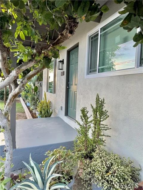 841 E Eagle Street, Long Beach Ca 90806 | Detached 27