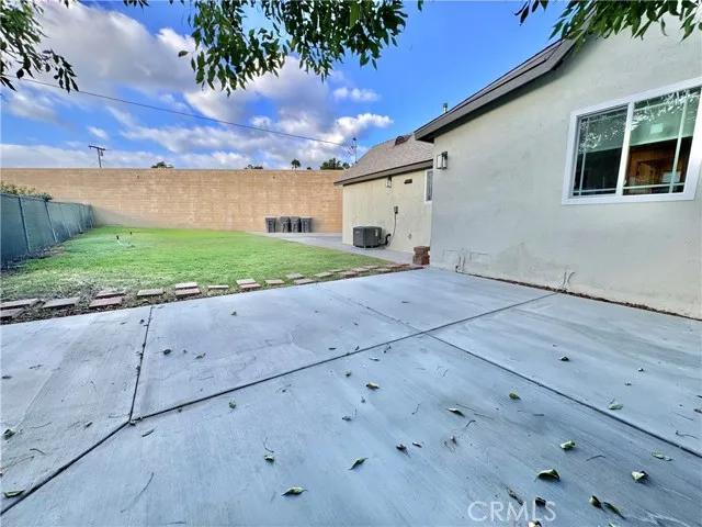 841 E Eagle Street, Long Beach Ca 90806 | Detached 2