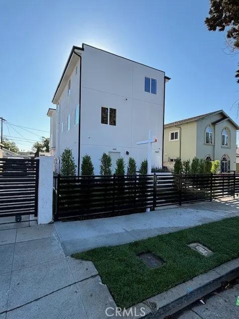 440 N Bernal Avenue, Los Angeles Ca 90063 | Multi Family 26