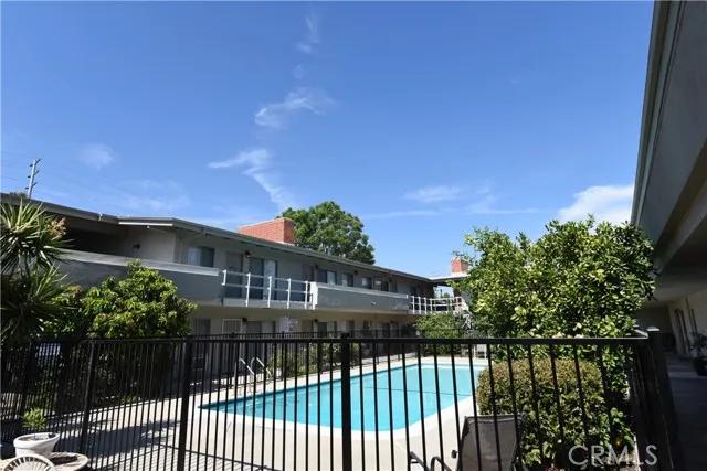 450 E Live Oak Avenue, Arcadia Ca 91006 | Apartment 14