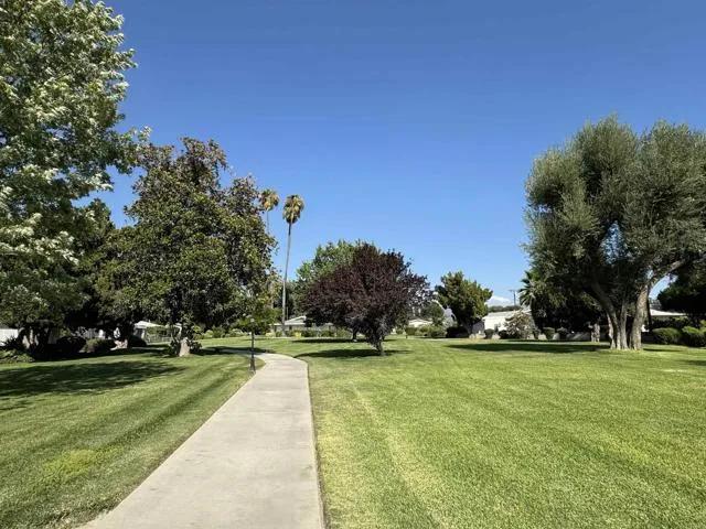 26030 New Chicago Avenue, Hemet Ca 92544 | Detached 21