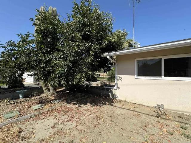 26030 New Chicago Avenue, Hemet Ca 92544 | Detached 17