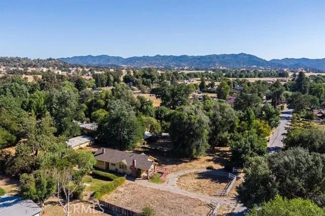 17255 Walnut Avenue, Atascadero Ca 93422 | Detached 67