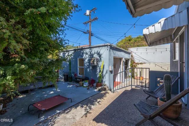 1431 Carmona Avenue, Los Angeles Ca 90019 | All Other Attached 18