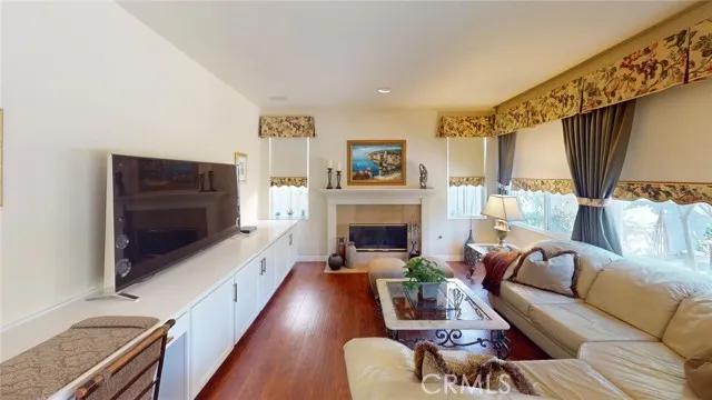 6 Sovente, Irvine Ca 92606 | Detached 4