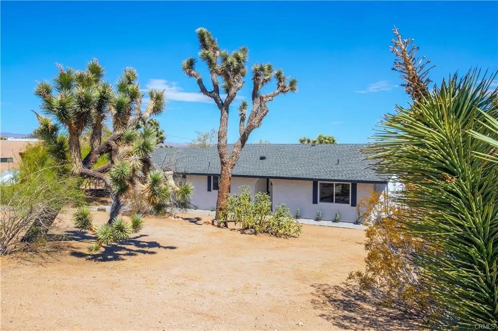 60962 Sandalwood Trail, Joshua Tree Ca 92252 | Detached 35