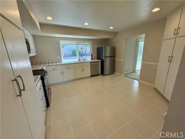 1655 N Silverwood Street, Orange Ca 92867 | Detached 5